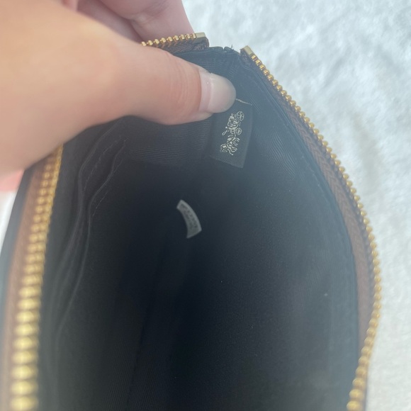 Authentic Coach wrist wallet - Picture 5 of 7